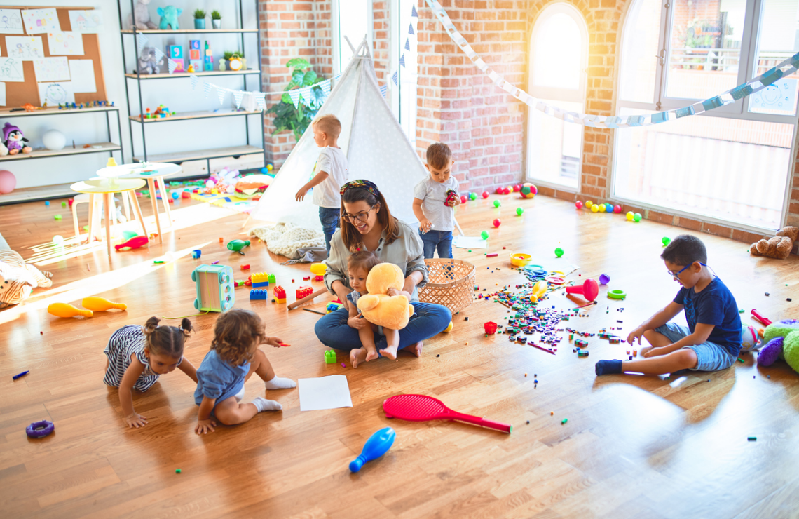 Freeflow play pedagogía del juego en guarderías Hop'Toys